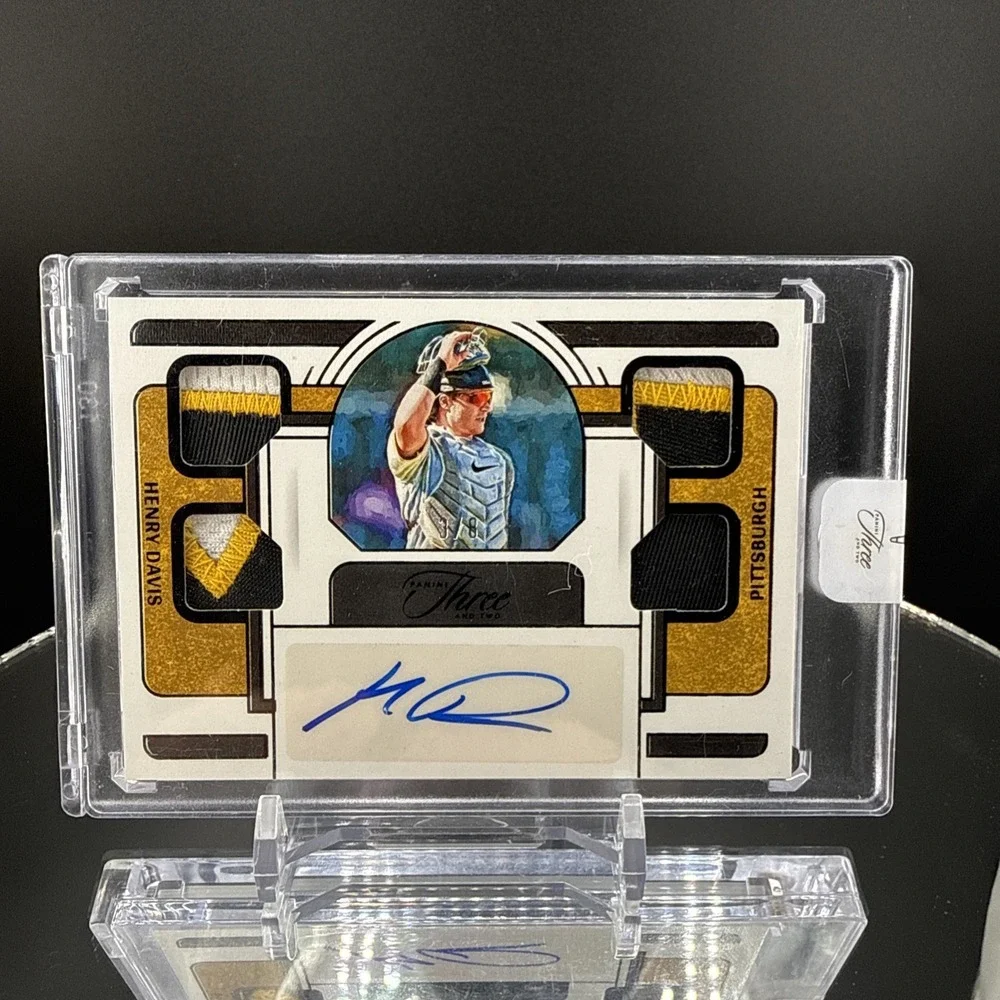 2023 Panini Three and Two Autographs Holo Gold Henry Davis Quad Patch Auto 3/8